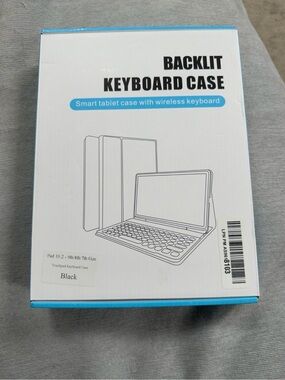 iPad 10.2” 7th/8th/9th Gen Backlit BT Keyboard Case w/ Touchpad & Rotating Stand